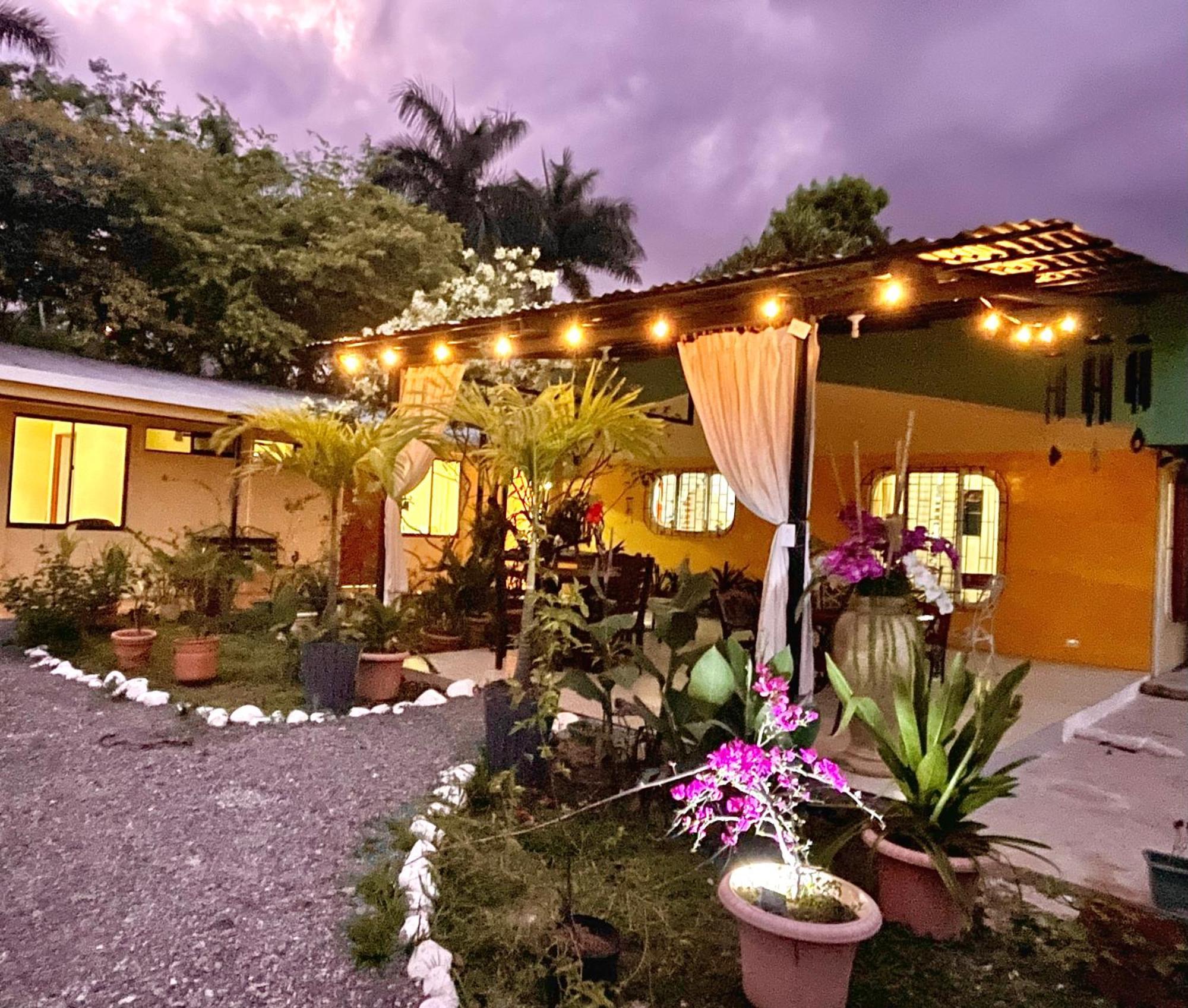 Hotel Tierra De Volcanes La Fortuna Kültér fotó