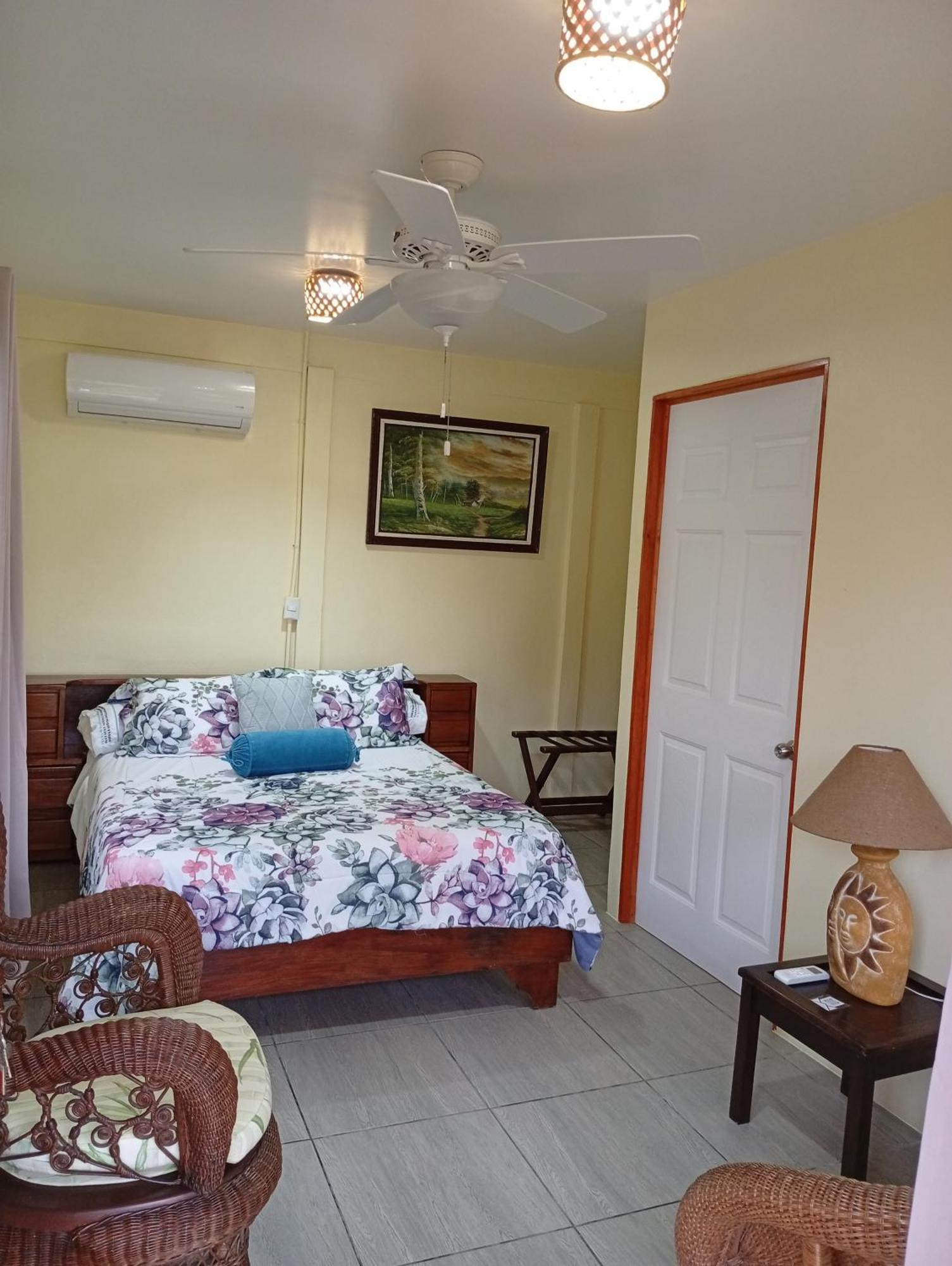 Hotel Tierra De Volcanes La Fortuna Kültér fotó